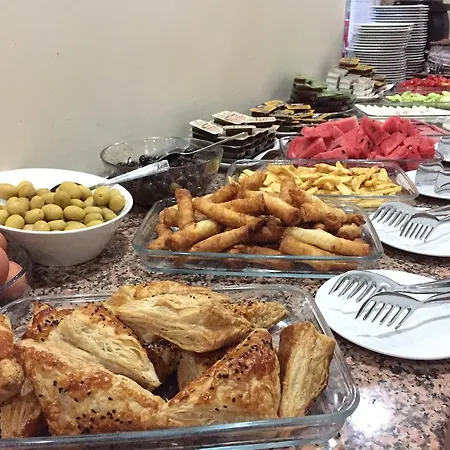 카라옐 호텔 트라존